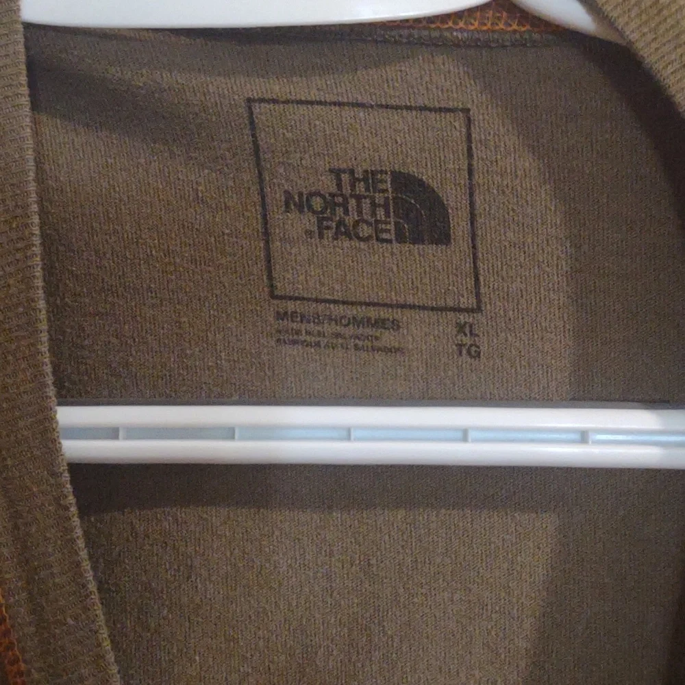 The North Face Mens Xlarge Olive Green Short Sleeve Tee Shirt‎